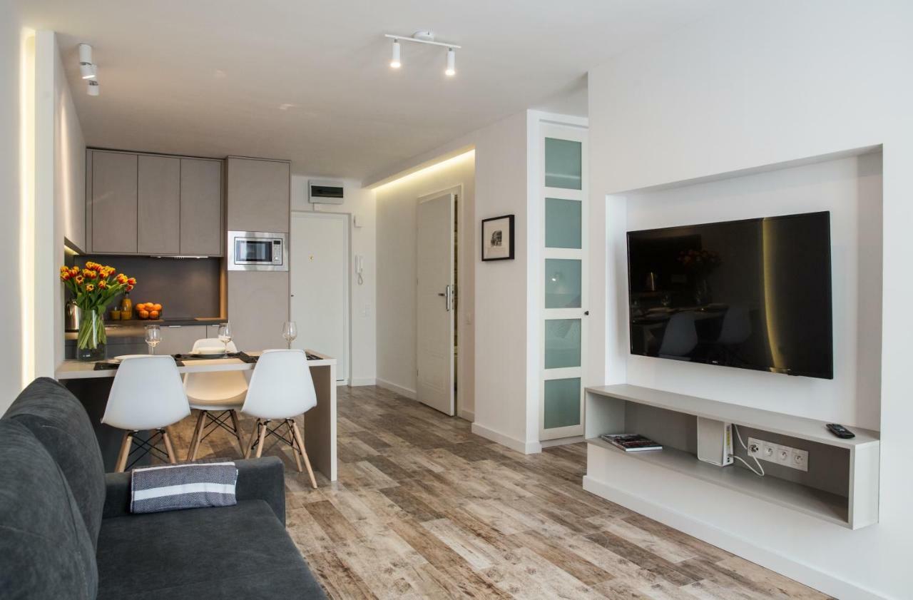 City Center Zelazna, Next To Warsaw'S Business District & Fabryka Norblina, By Warsawskyline Apartments Exteriör bild